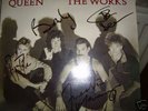 QUEEN. SIGNED ALBUM. THE WORKS LP.