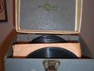 **Set of 45 RPM Records w/Antique Case incl. ELVIS***