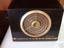 Retro Bakelite RCA VICTOR 9-X-561 Tube RADIO MINT