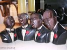 STATUE  PLATRE SIGNEE CHANTEURS BLACK  MUSIQUE 19 e