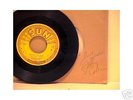 JOHNNY CASH-AUTOGRAPHED-