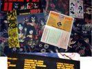 KISS - ALIVE II Misprint 2LP-BOOKLET,DECALS,COMBAT GEAR