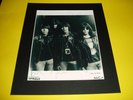 RAMONES fully signed PROMOTIONAL press photo REAL