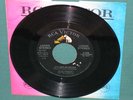 Elvis Presley LIVING STEREO 45 Its Now Or Never RARE
