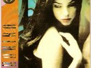 SHAKIRA Single UN POCO DE AMOR (REMIXES) Rarest