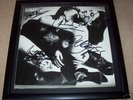 SCORPIONS LOVE AT FIRST STING+SIGNED+FRAMED+COA  (MSG)
