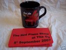 ELTON JOHN - The Red Piano Show - O2 - mug, keyring