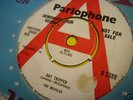 THE BEATLES.  UK PARLPOHONE DEMO. WITH NEWS FLASH 