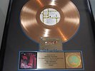 VIXEN GOLD AWARD ALBUM CASSETTE RIAA SARAYA MÖTLEY KISS