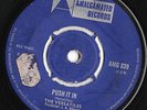 RARE 45 THE VERSATILES - PUSH IT IN UK AMALGAMATED 1969