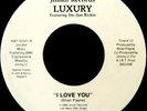 LUXURY 