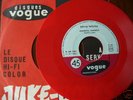 Fameux SP 45 tours Vogue rouge Johnny Hallyday