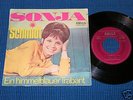 SONJA SCHMIDT Ein himmelblauer Trabant / DDR Amiga 7