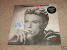 RARE SIGNED DAVID BOWIE CHANGES ONE HITS LP GENUINE
