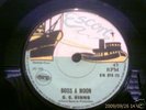 S.S. BINNS -............ BOSS A MOON / [escort] listen