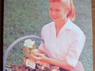 Helmet Betty - 2 x 10