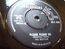 NM BEATLES UK 45 - PLEASE PLEASE ME - BLACK PARLOPHONE