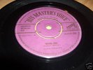 1956 UK Orig. ELVIS PRESLEY 45 “HOUND DOG” (HMV)