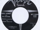 NEW BREED R & B Belgium Popcorn Soul 45 CAROLE BENNETT
