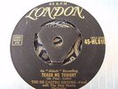 50's-DE CASTRO SISTERS-ITS LOVE-GOLD TRI LONDON HL8104