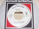 THE ROKES 45 Let's Live For Today/I'll Change My Papers