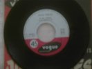 JOHNNY HALLYDAY TRES RARE JUKE BOX VOGUE 45-841 A VOIR
