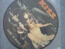 KISS PICTURE DISC LIVE LP 'GUNS & KISSES 1' SEXY B SDE