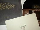 #54 PEARL JAM Vitalogy 1994 LP n Shrink/Book/Sticker