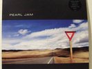 PEARL JAM  Yield  RARE HOLLAND LP die-cut sleeve EPIC