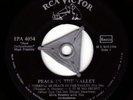 ? EP 1957 Elvis PEACE IN THE VALLEY  RCA 4054 US ARMY ?