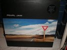PEARL JAM YIELD LP INNER NEAR MINT