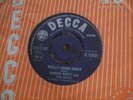 Sandra Barry & The Boys - Really Gonna Shake 1964 UK 45