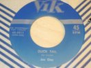 Joe Clay Duck Tail / 16 chicks Rare 45 Canada press Vik