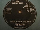 THE BEATLES - RARE PRESSING - I WANT TO HOLD YOUR HAND