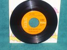 THE KINKS SCRAPHEAP CITY / ONE OF THE SURVIVORS NM