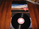 Pearl Jam Yield LP AMAZING SHAPE vinyl record with sticker