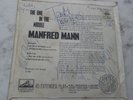 MANFRED MANN THE ONE IN THE MIDDLE FULLY AUTOGRAPHED EP 1965 RARE SIXTIES BEAT