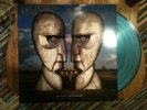 PINK FLOYD - THE DIVISION BELL **RARE** ON CLEAR BLUE VINYL