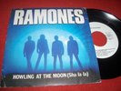 RAMONES Howling at the moon 7
