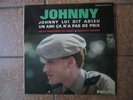 JOHNNY HALLYDAY    JOHNNY LUI DIT ADIEU    BANDEAU NOIR   TBE  EP45T