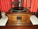 Victor V Phonograph
