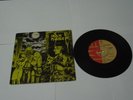 IRON MAIDEN. Woman in uniform/Invasion ITALY. 1980. Emi records. RARO