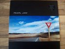 Pearl Jam - Yield - Gimmickcover1998