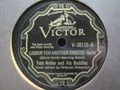 10-68 FATS WALLER on VICTOR SCROLL 38110 / LOOKIN FOR ANOTHER SWEETIE 78 MINT-