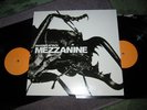 MASSIVE ATTACK : MEZZANINE - ORIGINAL DOUBLE VINYL LP.