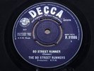 BO STREET RUNNERS = 1964 UK Beat RnB = NR MINT = Bo Street Runner / Tell Me DECC