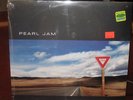 Pearl Jam, Yield, sealed