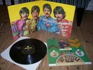 Beatles Sgt Pepper's Lonely Hearts Club Band 1st Press Stereo LP + Card/Cuttings