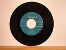 CLIFF RIVERS - TRUE LIPS.( ELVIS ) 45 RPM.  NM