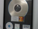 Guns N` Roses RIAA Platin Award 